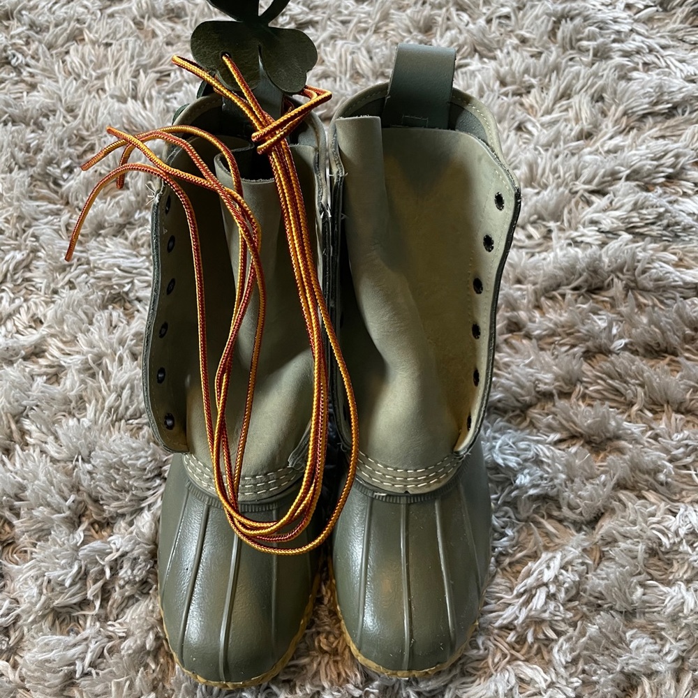 Kelly Green LL Bean Duck Boots